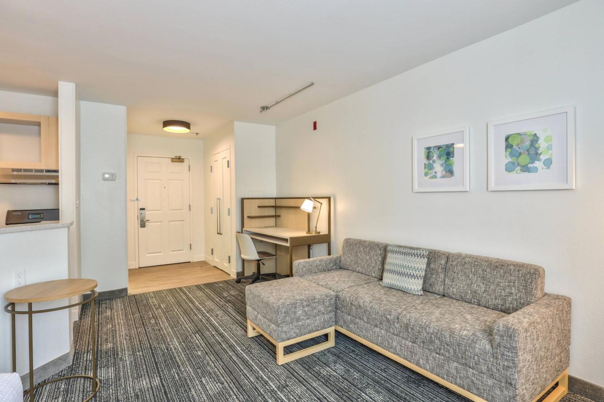 Alluxsuites At 1876, Ascend Hotel Collection Tallahassee Exterior foto