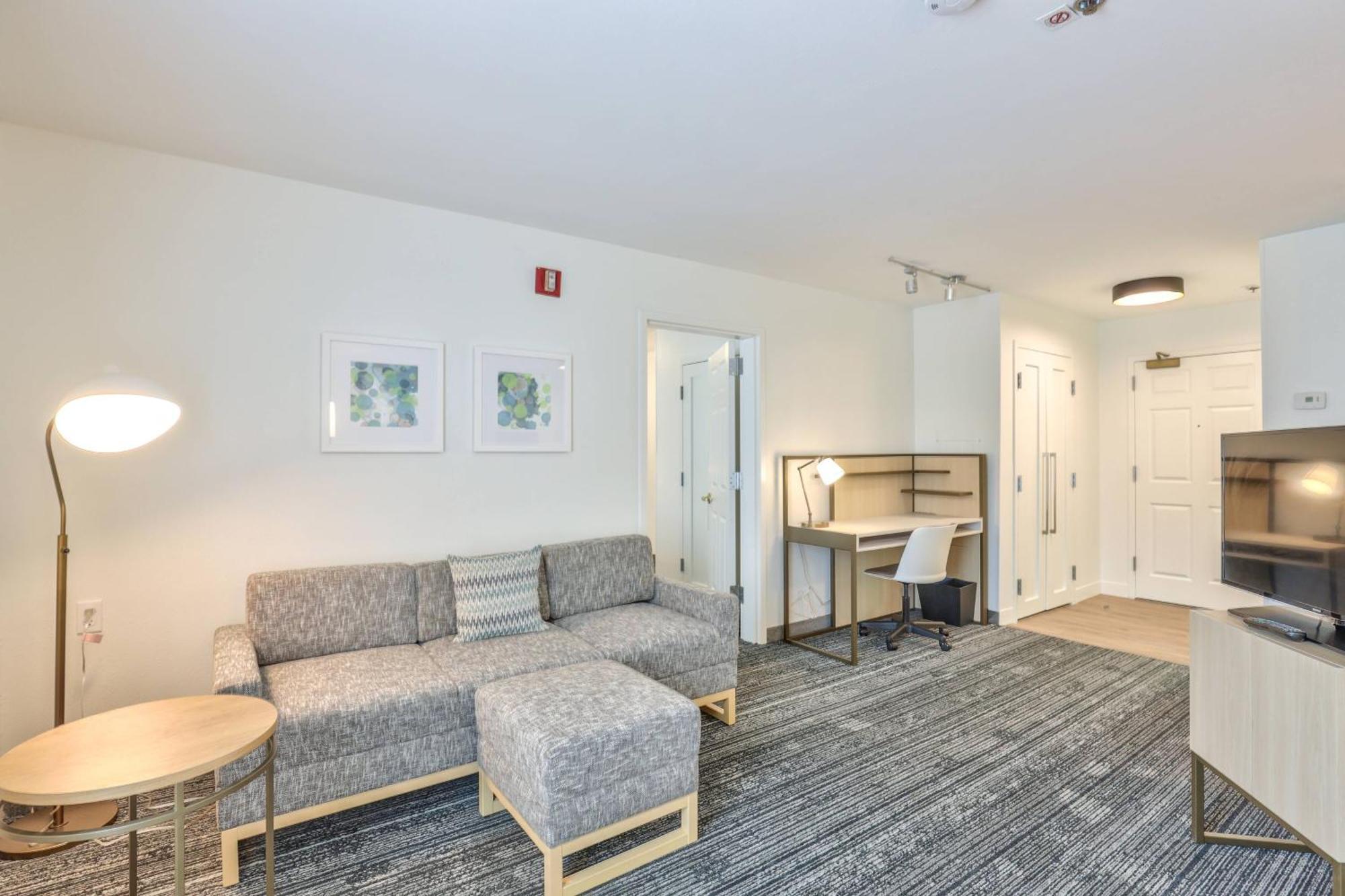 Alluxsuites At 1876, Ascend Hotel Collection Tallahassee Exterior foto